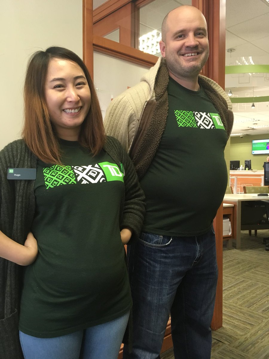 Nicole_K_Young's tweet photo. Excited about our growing Huntmar family! #mommy2b #daddy2b @Christine_A_TD @CarrieLeith @JennAuld https://t.co/VTyAy2Lkbk