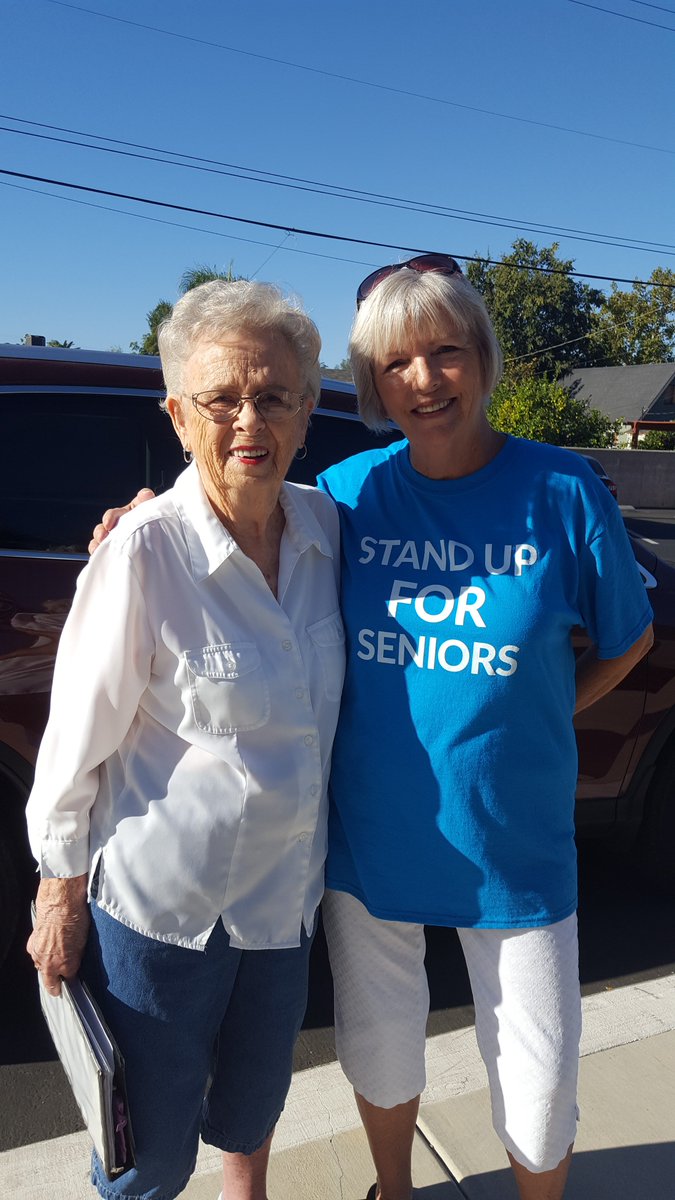 RivMeals's tweet image. #FeelGoodFriday 💗Ms. Grace is 95 years old and has been delivering meals🍅🍞 🥕with Linda for 2 years.  #ILoveRiverside