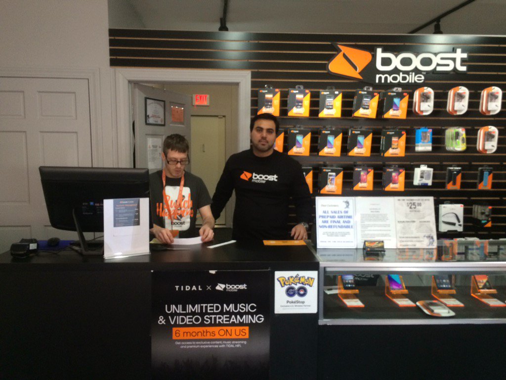 BoostArbab's tweet photo. #GuysAtWork #SellinPhones #LetsAddALine @DuffySchaferSPG https://t.co/OZaTBwGaW6