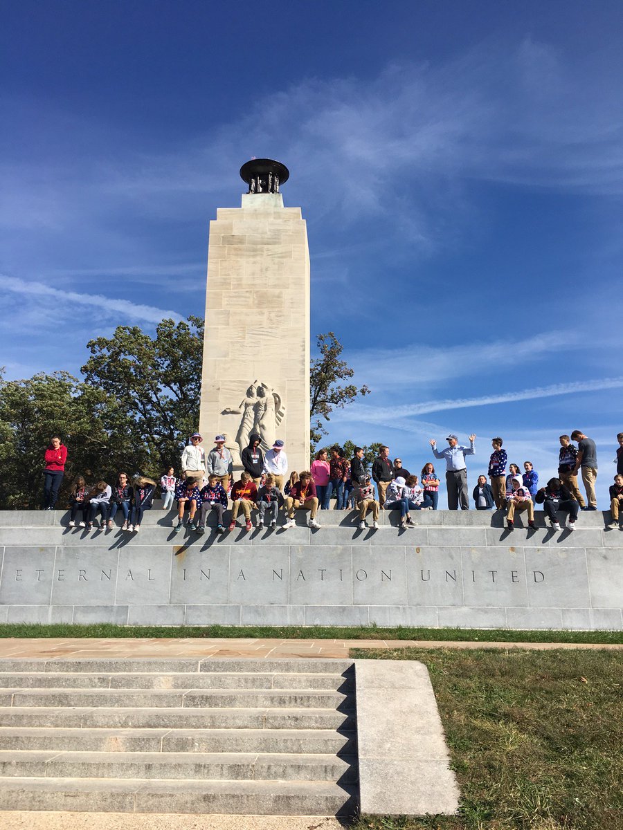 LearwoodDCTrip's tweet photo. Gettysburg adventures! #bus6rocks https://t.co/uACU7w1O9U