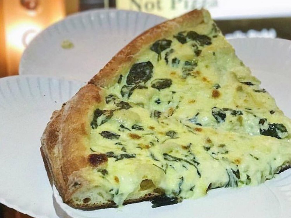 OceanDriveMag's tweet photo. Attention #fallfoodies! Check out 10 new dishes from #Miami restaurants, like Artichoke Pizza from @rickyssobe !
https://t.co/g3j7otH9PP https://t.co/UmqLvrbHvY