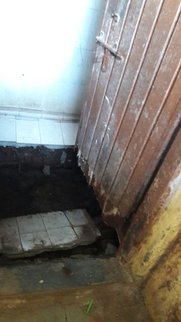 Vijay78732523's tweet photo. Ghatkopar pankeshah baba Darga public toilet https://t.co/z70bukqnWU