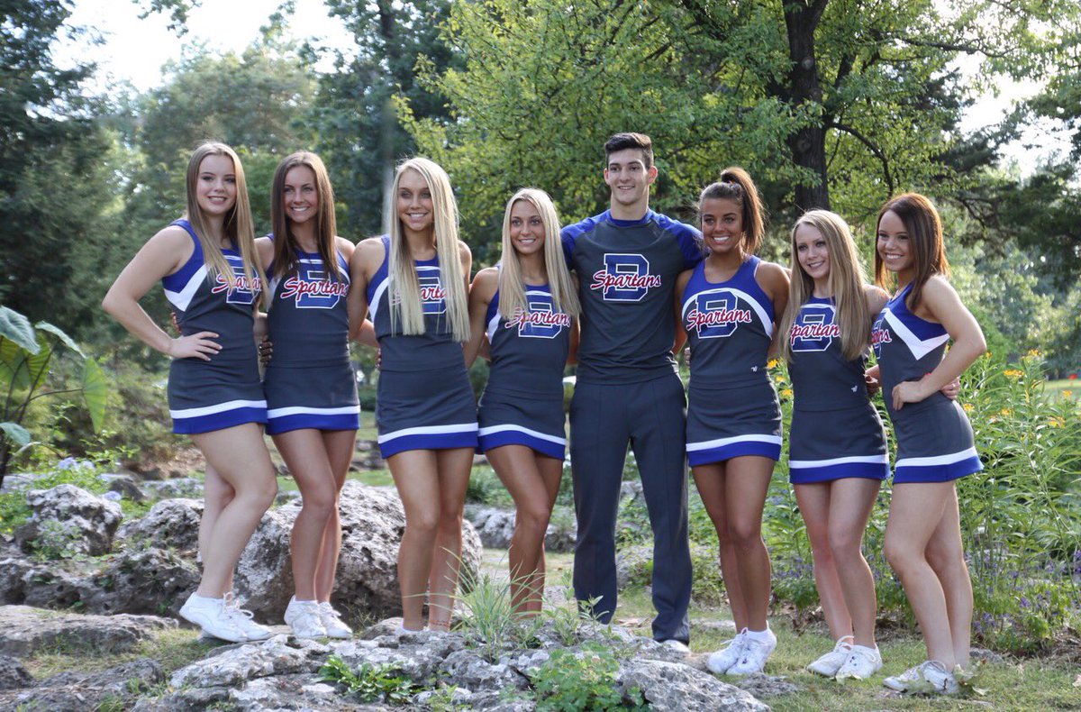 Bixby_Cheer's tweet photo. Shine BRIGHT on Senior Night! ❤️🌟💙 #GoSpartans #FNL #BeatBookerT https://t.co/S8PUlz9kN3