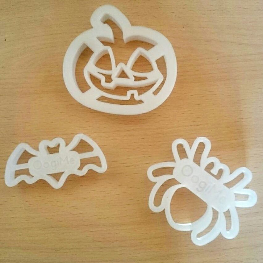 Thingibox's tweet photo. En #ThingiBox nos estamos preparando para el halloween! Y tú? 👻💀🤖 #3dprinterworld #pla #abs #transparente @thingiverse #halloween #calabaza https://t.co/hw7mjQLrWO
