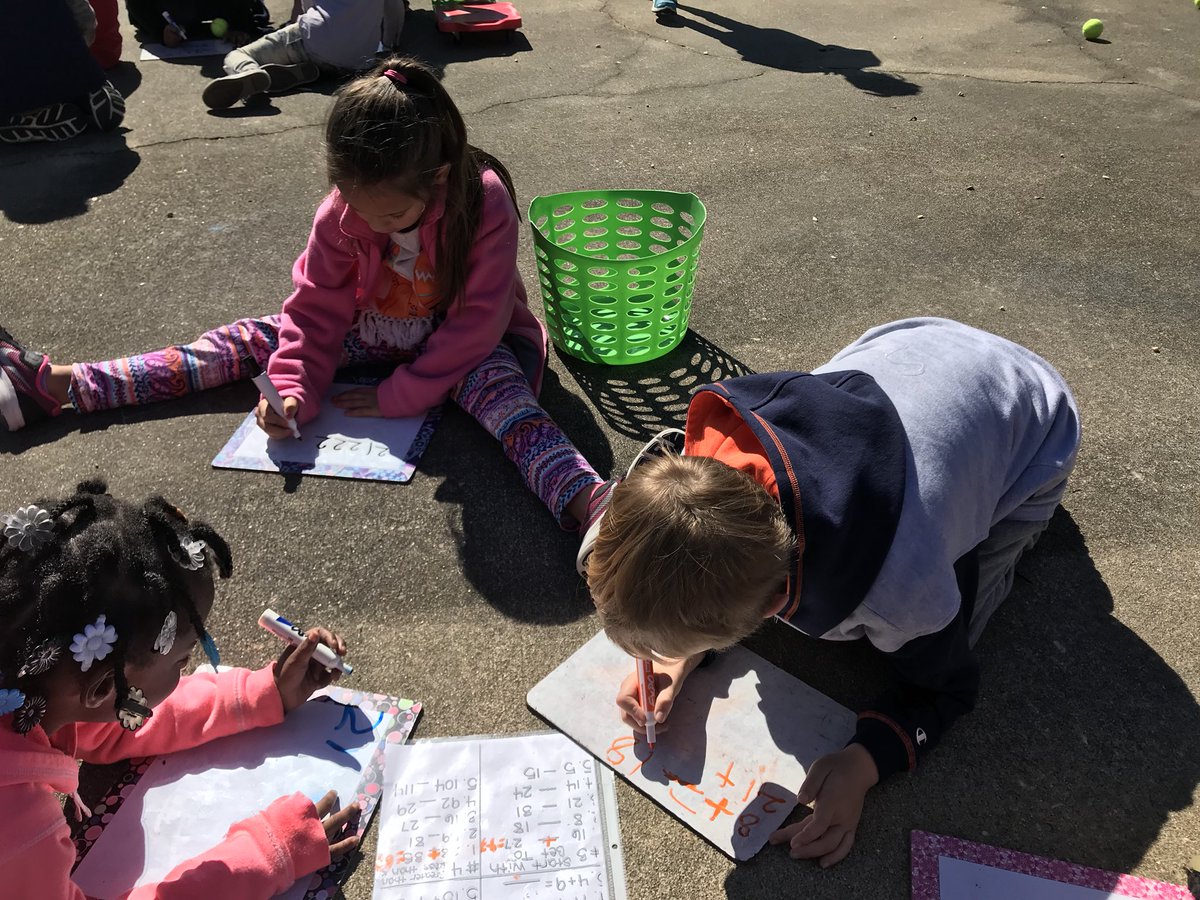 JPMrsDark's tweet photo. Hungry Hungry Hippo math practice #jprocks #engaged https://t.co/VWEeakZYHM