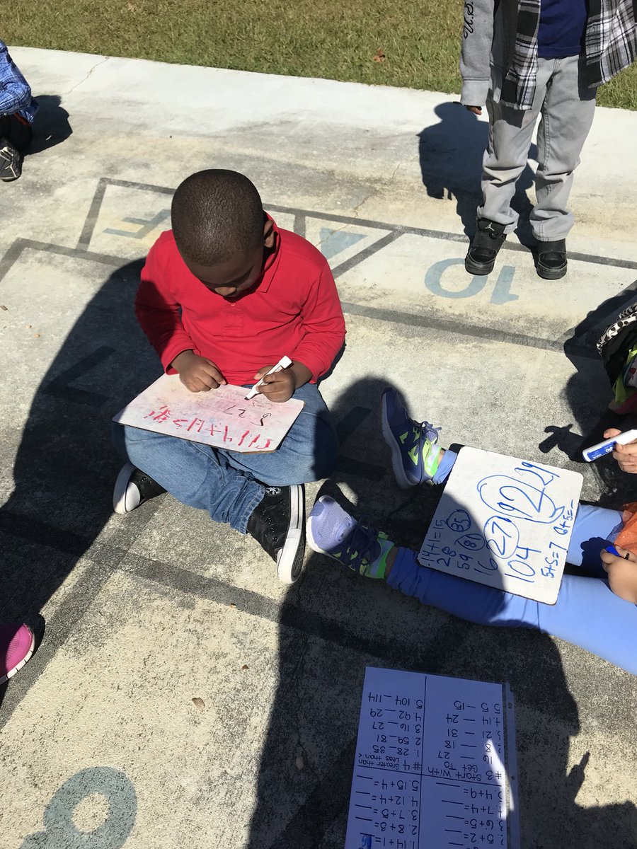 JPMrsDark's tweet photo. Hungry Hungry Hippo math practice #jprocks #engaged https://t.co/VWEeakZYHM