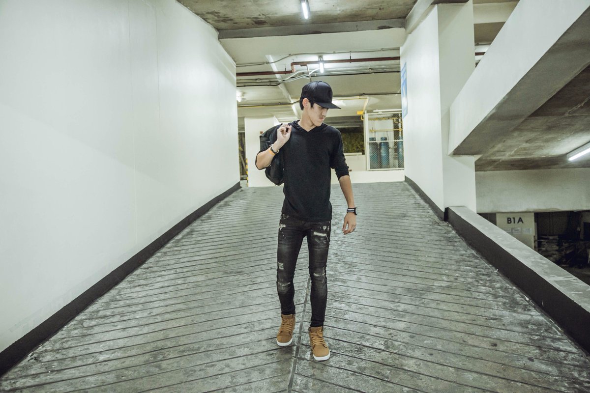 PopThakorn's tweet photo. Good vibes, always πππΌβ¨
#StayGold #P23Trips https://t.co/vSWCYX3z3O