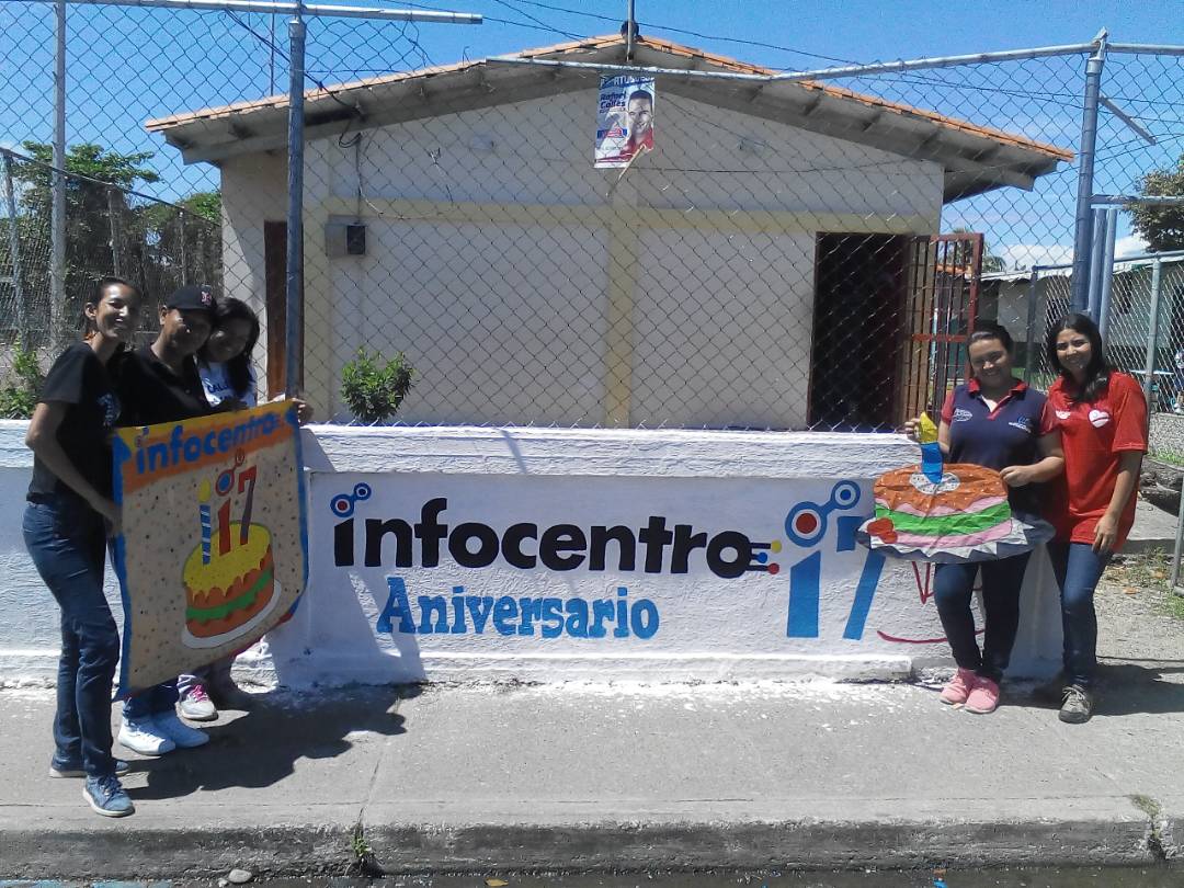 dpkeliz's tweet photo. #NoSeLoDigasANadie Realizado mural en el marco del aniversario del proyecto Infocentro #Portuguesa @Infocentrospais @elviraguedez @dppsuv https://t.co/zTe4VhinPv