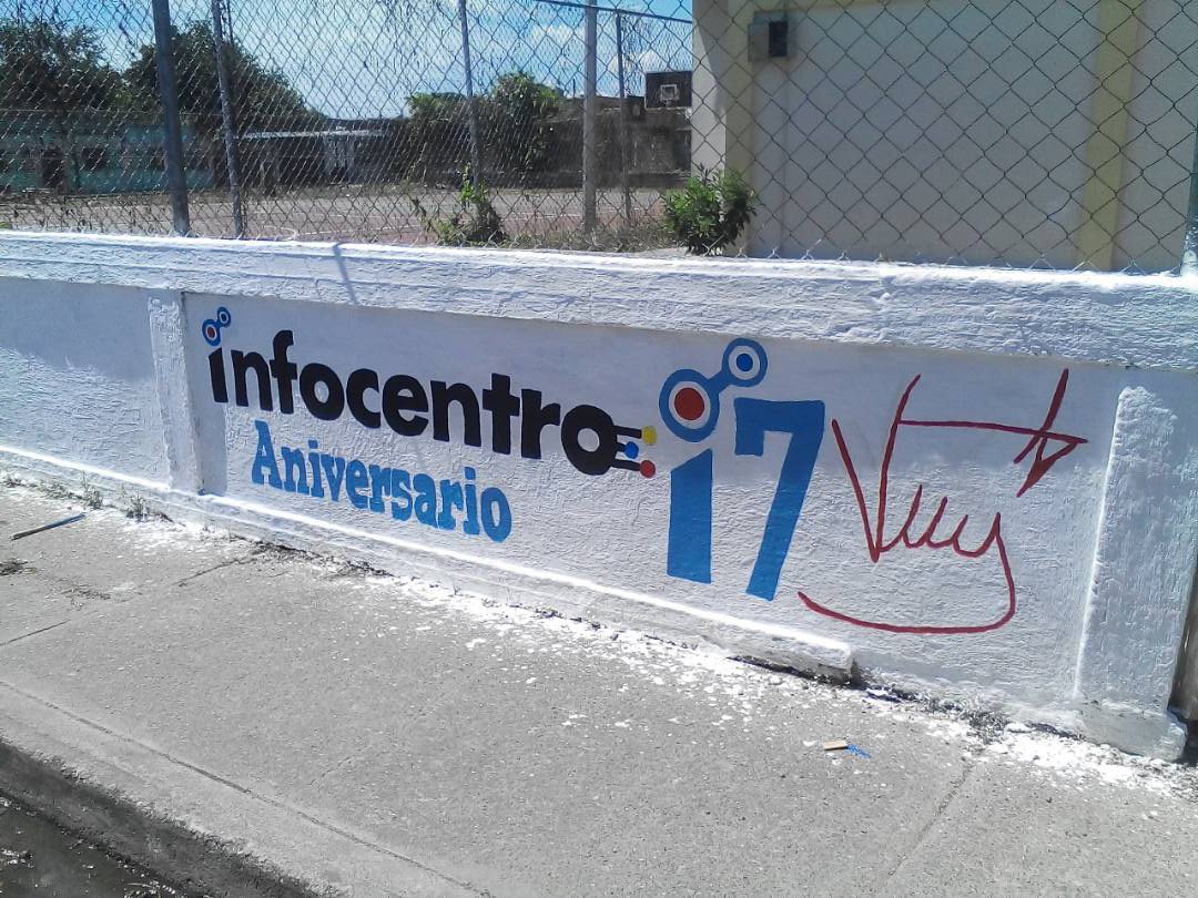 dpkeliz's tweet photo. #NoSeLoDigasANadie Realizado mural en el marco del aniversario del proyecto Infocentro #Portuguesa @Infocentrospais @jorgelyedra @dppsuv https://t.co/T0ae7yTtIx