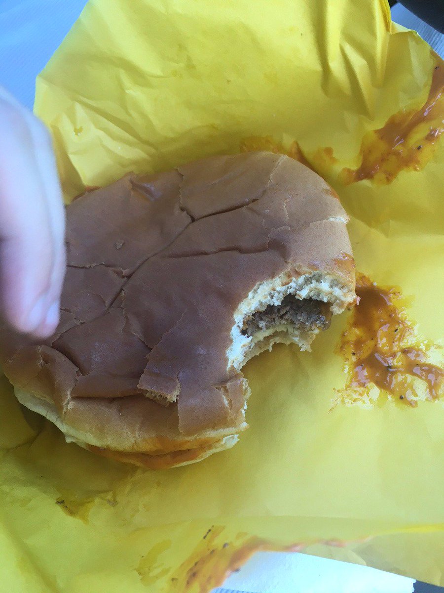 ElliotSmelliot_'s tweet photo. @Whataburger fake news https://t.co/1Wzs56TZng