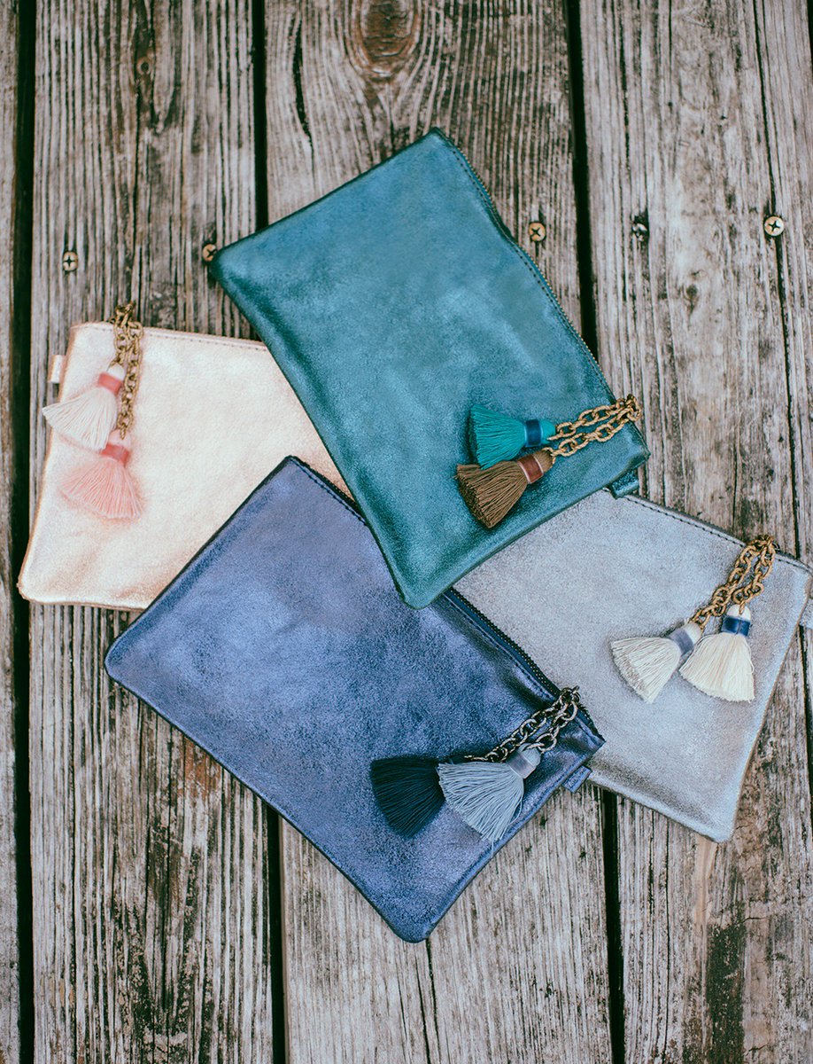 cabanalife's tweet photo. Spend $150 online starting today and receive one of our new leather tassel clutches as a FREE gift with purchase! 💫 https://t.co/lt66N0qh9V https://t.co/7sMbP7jbHP