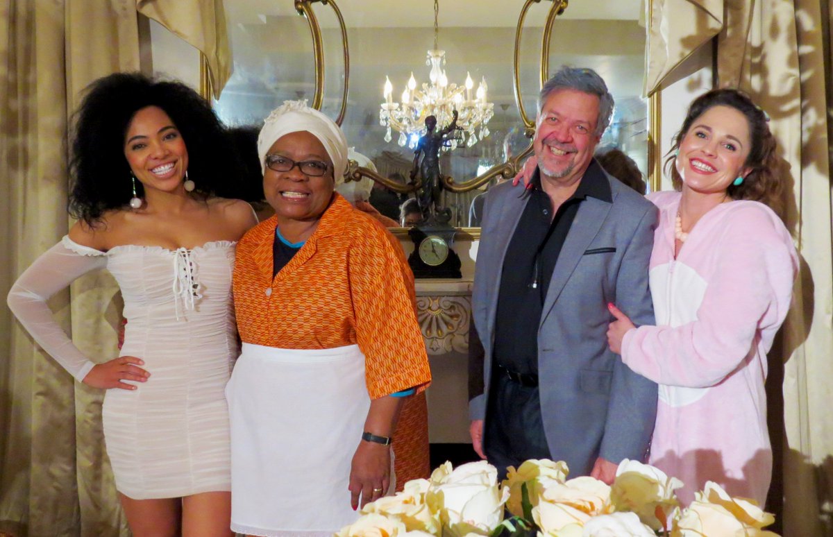 #SABC3TheStageIsYours
19:30 #TarynAndSharon
20:00 Peace, Love And Misunderstanding 
22:00 #UyandaItsOn
22:30 Republic Of Doyle