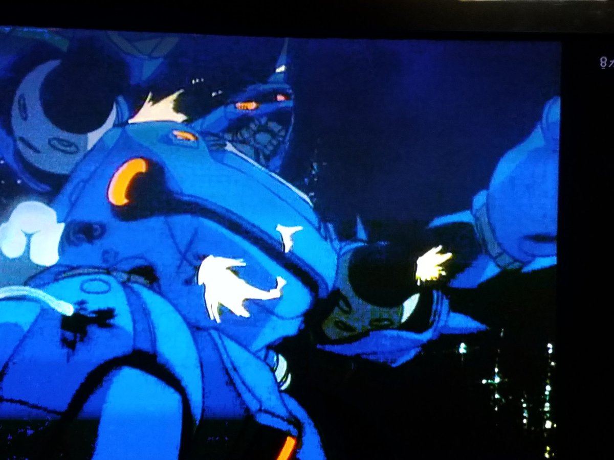 レメント En Twitter 第2ラウンド ケンプファーvsアレックス 慌ててサーベルで挑むケンプファー しかし装甲が外れてガトリングが使用可能になったアレックスにより蜂の巣に ケンプファーが装甲薄いのもあるけど アレックスのガトリングが威力高過ぎ さすが