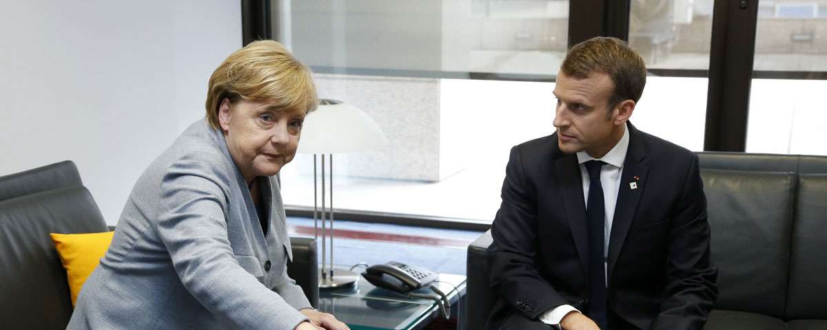 informativost5's tweet photo. Alemania y Francia dan su apoyo a Rajoy frente a la independencia de Cataluña https://t.co/wERRA2l4Q2 https://t.co/oWDiXjsQmh