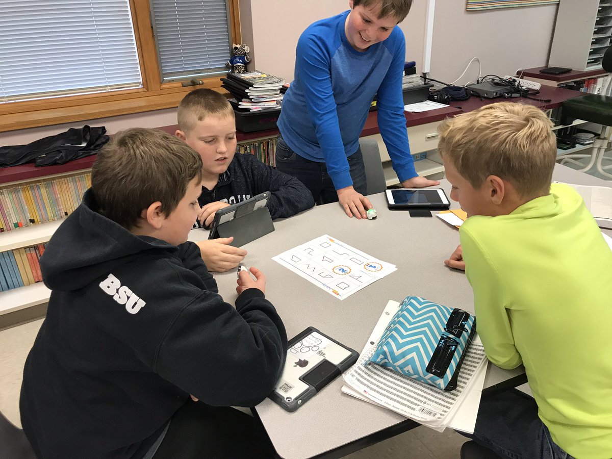 MissField5's tweet image. Challenges of coding today in @JaegerSheila class!  #failingtolearn #neverquit