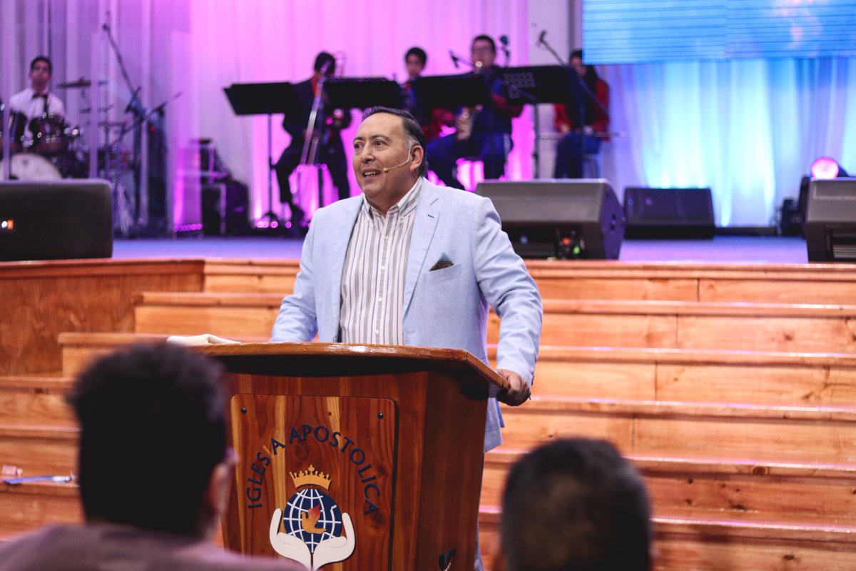 pastorjorgeled's tweet photo. Dios te da una orden: ¡Crece y multiplícate! No mires para atrás, confía, lo que El prometió, lo cumplirá.
#ICAP2017🇨🇱 https://t.co/dlDKubgqqe
