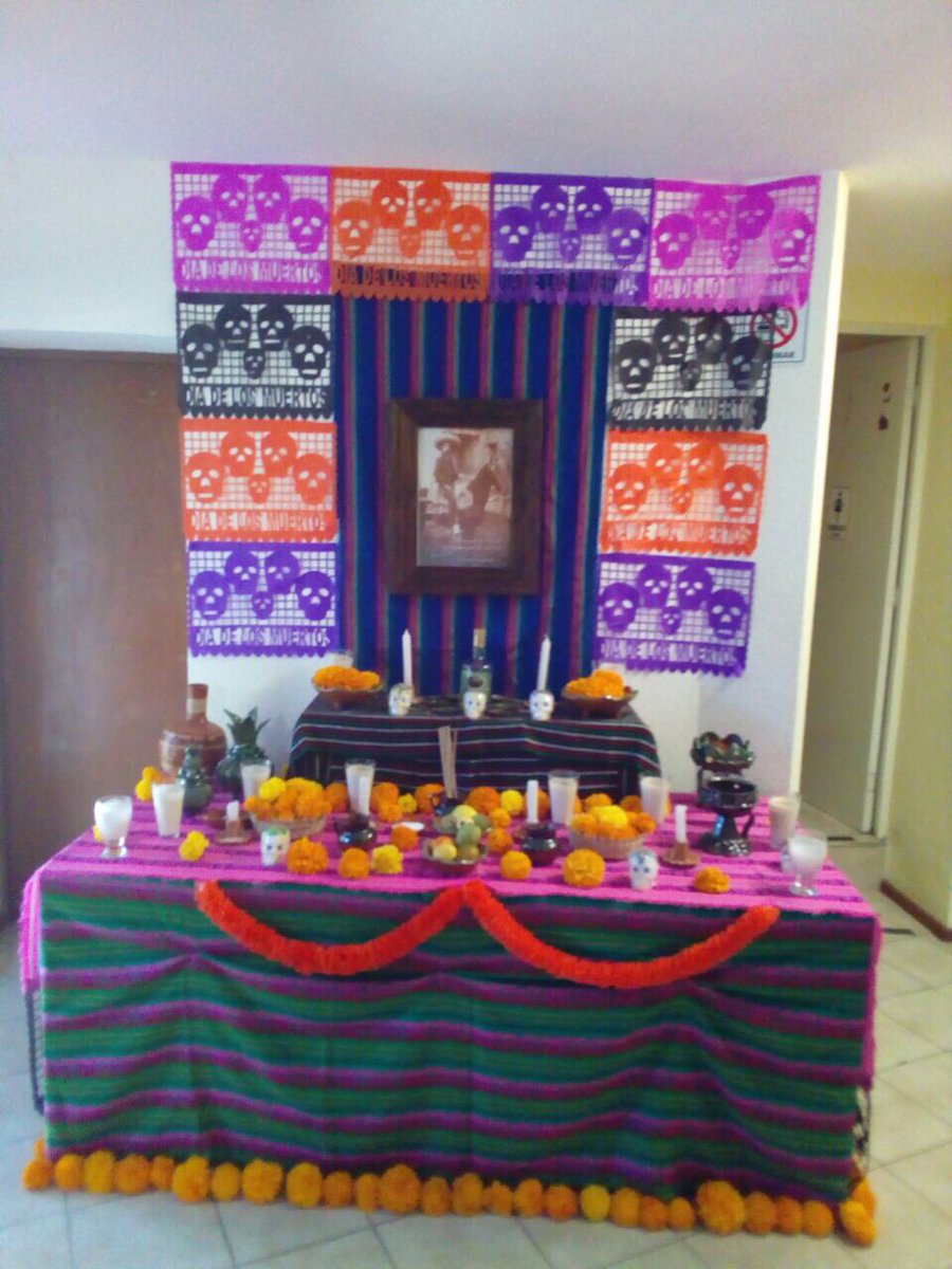 COPECOSE_MICH's tweet photo. Altar de muertos en honor del "Caudillo del sur" Emiliano Zapata @PAgraria #Delegación Michoacán @CruzLopezA @COPECOSE https://t.co/4cOqbUBuNr