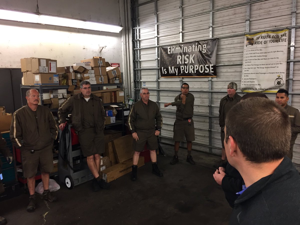 #growthfriday at the Eugene Center with @nhinkleups! <a href="/law_cat/">lawrence catipay</a> @paulevansups