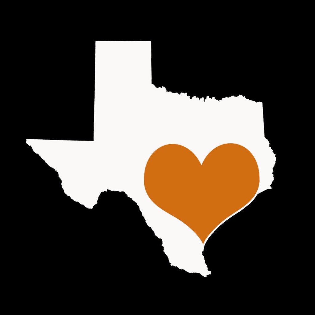 BigHec01's tweet photo. @Vonte_4 @_ACook21 #HTown2ATX Home. https://t.co/Pcz1culhRk