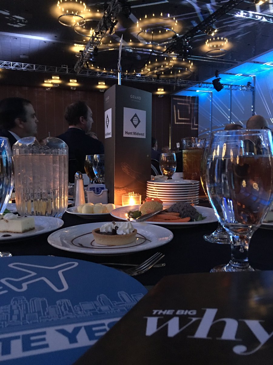 HuntMidwestRes's tweet photo. One of our favorite annual events! Well done @ithinkKC @MayorSlyJames @GaryKellySW #ABetterKCI #TheBigWhyKC https://t.co/KhFCRB9toU