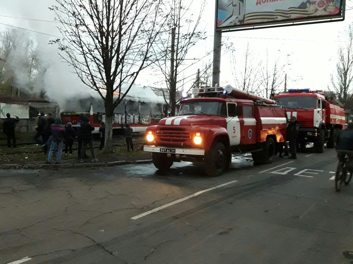 666_mancer's tweet image. Ещё несколько фоток сгоревшего трамвая vk.com/wall-93744481_… #Донецк