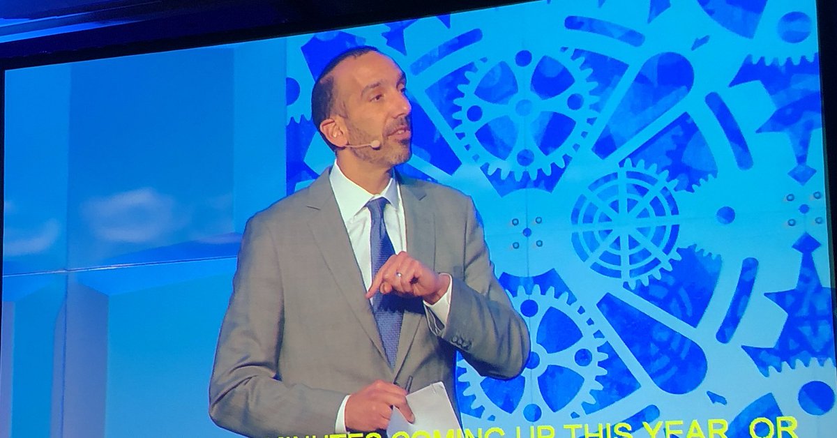 LeapAmbassadors's tweet image. Celebrate #FollowFriday with the wonderful @IndSector and @DanCardinali to see the latest from #CommonFuture2017 and more!