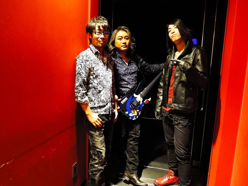 MAGFest's tweet photo. FINAL #SuperMAG2018 MUSIC SHARE PT 2:

Sonic Adventure Music Experience feat. series composer Jun Senoue! https://t.co/YKjHs8e2LR