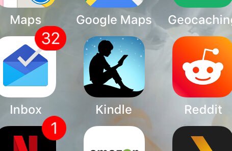 alttext's tweet photo. I’ve always kinda liked the Kindle logo but I HATE the new app icon. #BringBackTheTree https://t.co/CBVUeCWyDU