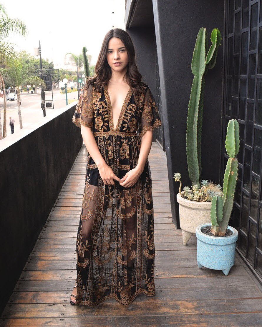 Haute2Wear's tweet photo. Officially sold out 😍 #theperfectdress #maxidress #soldout https://t.co/DZucxCyw2D