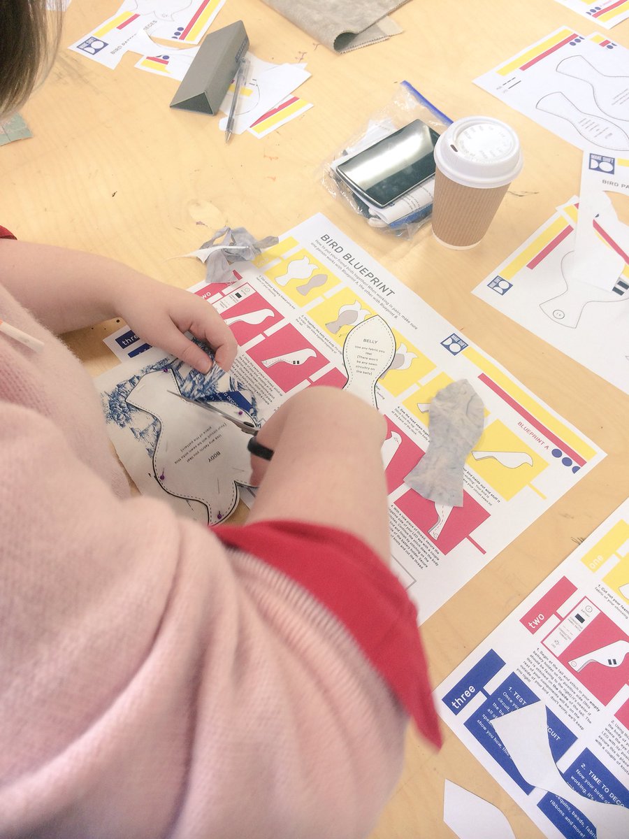 SaraNevay's tweet image. #Crafting for #wellbeing - friend birds in progress @MakeShiftDND #ccmakeshiftdo @DJCAD @CraftsCouncilUK