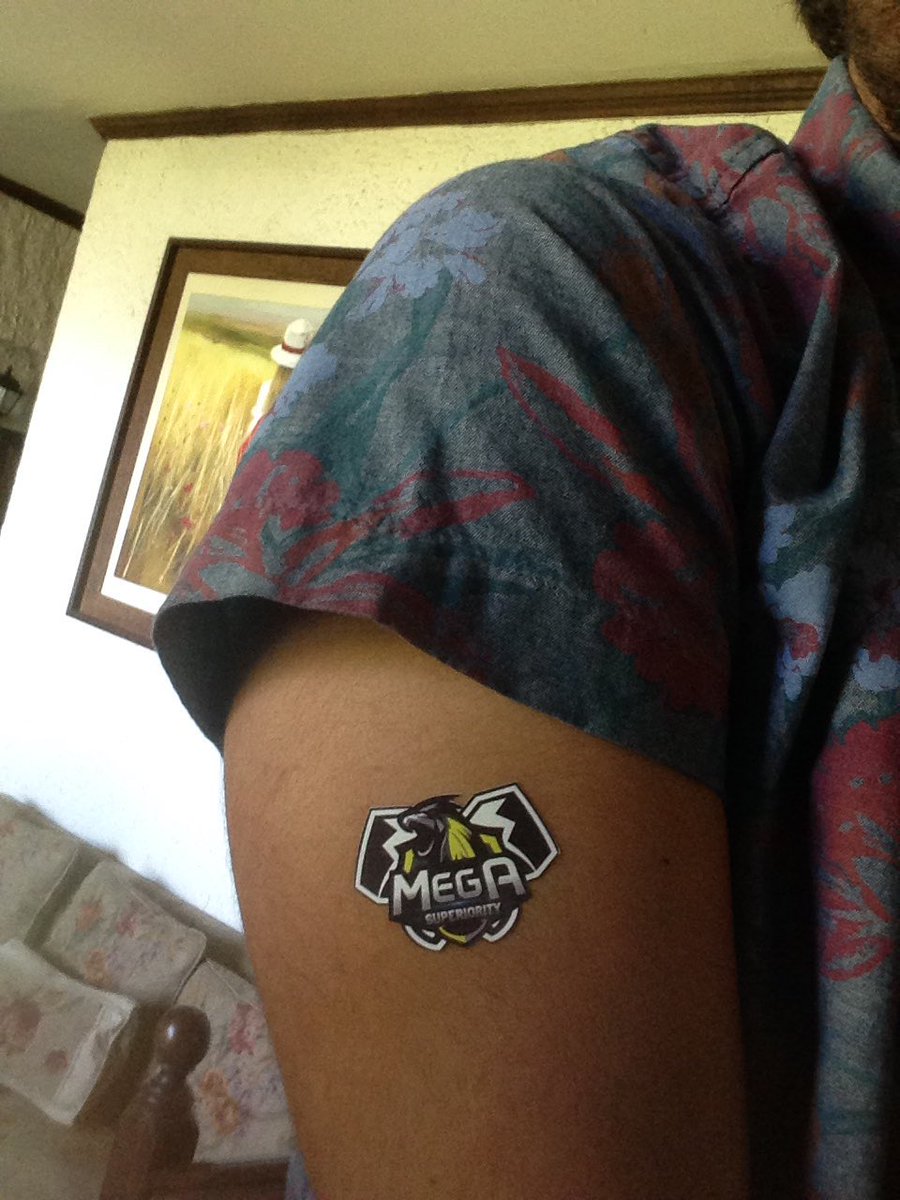 Hermoso mi nuevo tatuaje <a href="/Superiority_Cr/">SuperiorityCRew</a> #GoMegaSuperiority