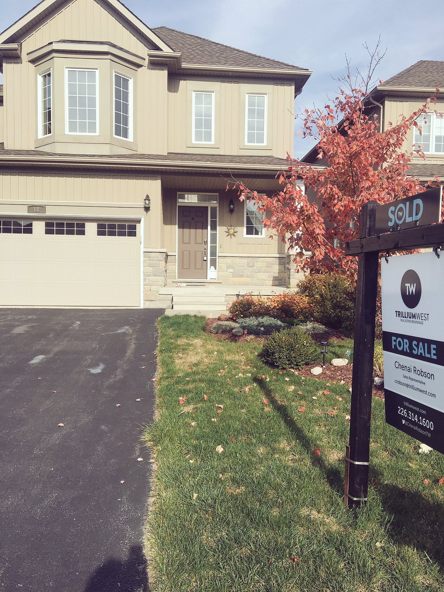 Great way for my clients to start the weekend! #sold #guelph #twdifference