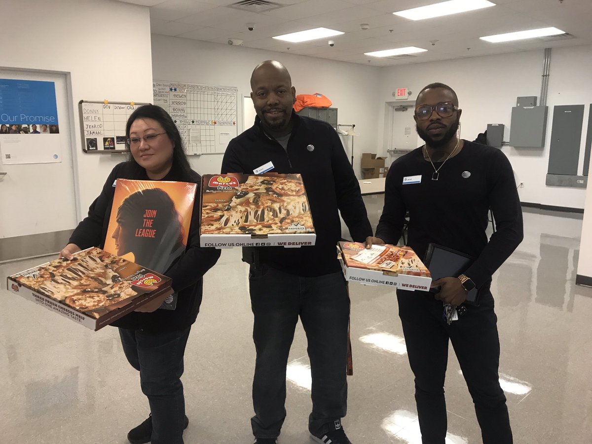 RVAMinnix's tweet photo. Team Win #powerpats @Cellseller7777 @DaleB1 @MidAtlantic1860 @404girl #iphonetainment https://t.co/TlaevtyheT