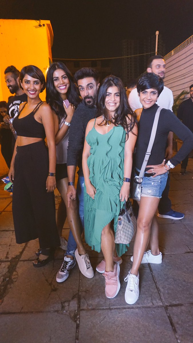 Myntra (@myntra) on Twitter photo #MyntraSneakerClub pub crawl! All that's hot! <a href="/ShenazTreasury/">Shenaz Treasury</a> <a href="/Teesuperfly/">Teena Singh</a> <a href="/AshishChowdhry/">ASHISH CHOWDHRY</a> <a href="/mandybedi/">mandira bedi</a> #MyntraSneakerClub pub crawl! All that's hot! <a href="/ShenazTreasury/">Shenaz Treasury</a> <a href="/Teesuperfly/">Teena Singh</a> <a href="/AshishChowdhry/">ASHISH CHOWDHRY</a> <a href="/mandybedi/">mandira bedi</a>