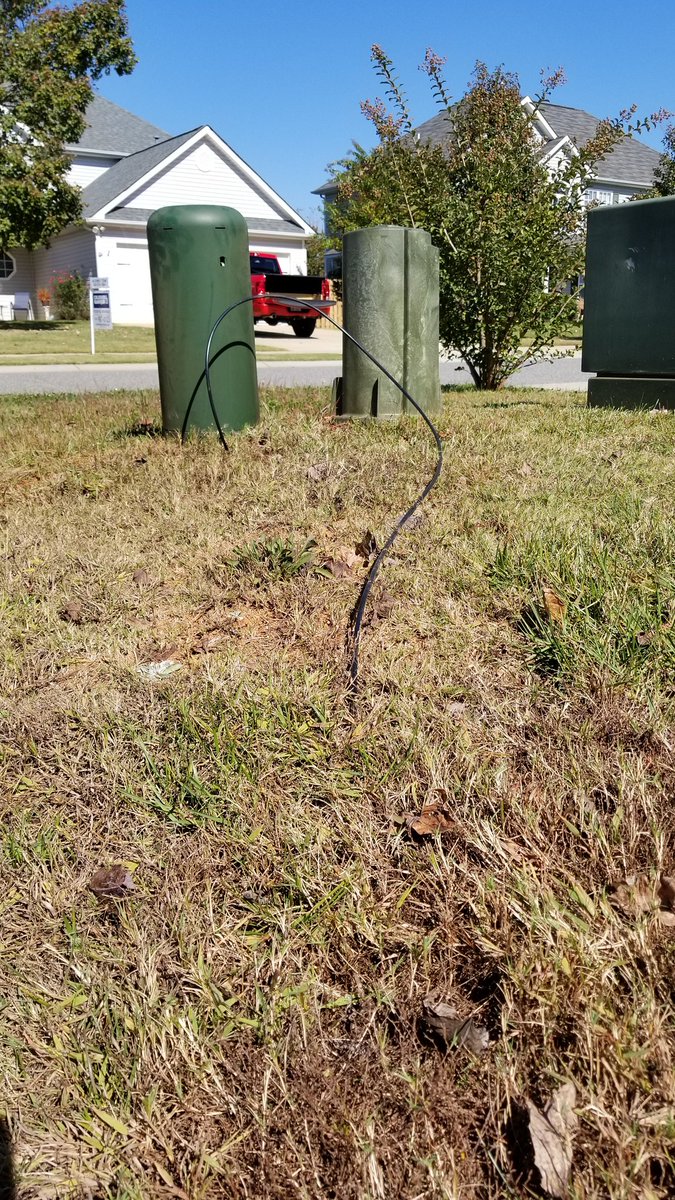Chandra_Shear's tweet photo. Great job by @Ask_Spectrum contractors burying the cable. Who actually thinks this is acceptable? #triphazard #mowaroundit https://t.co/LuZbqDVaDh