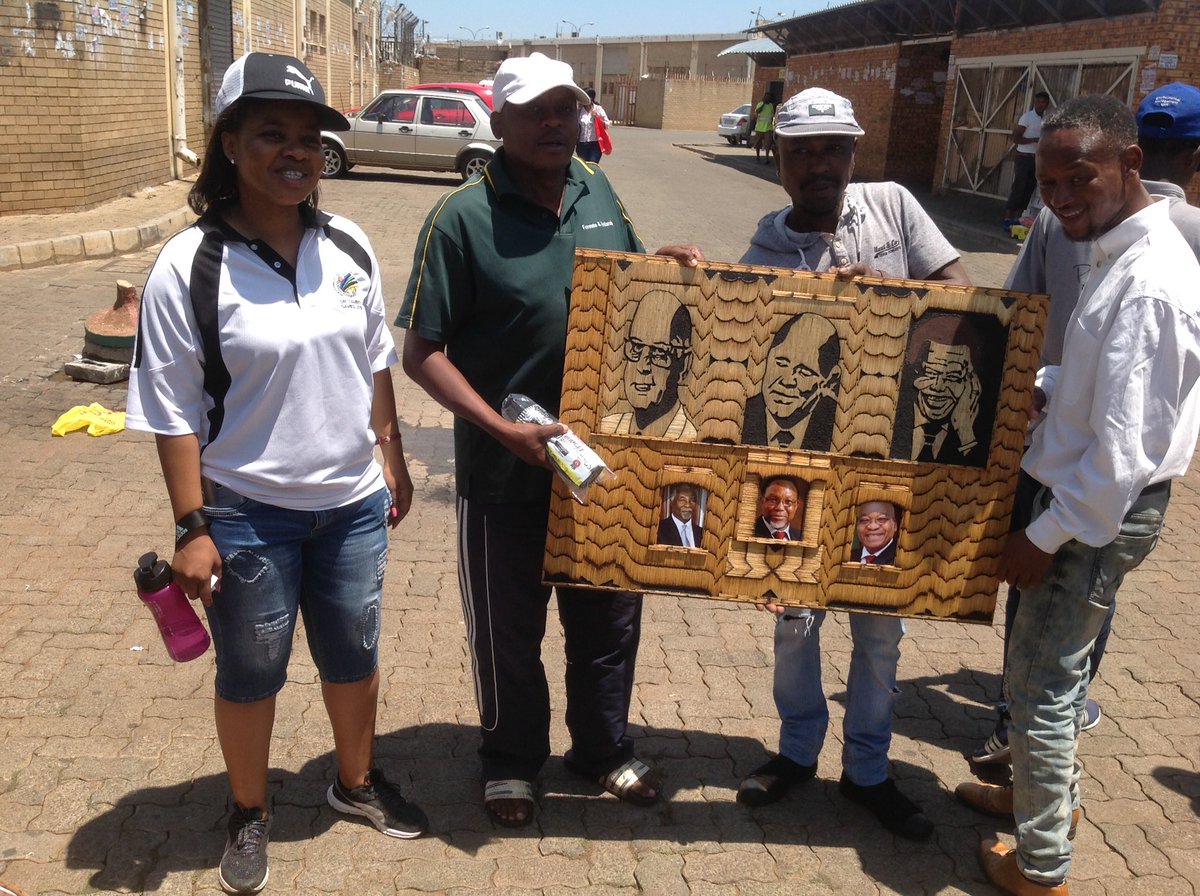 MerafongLed's tweet photo. Taadi, match sticks artist from Khutsong https://t.co/Vy77OMlmJj