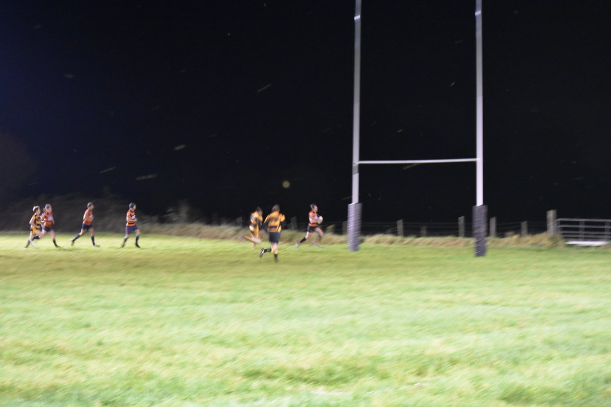 Match report and a few pics from our victorious Wednesday night lights game against <a href="/CreditonRFC/">Crediton RFC</a> facebook.com/exeterengineer…
