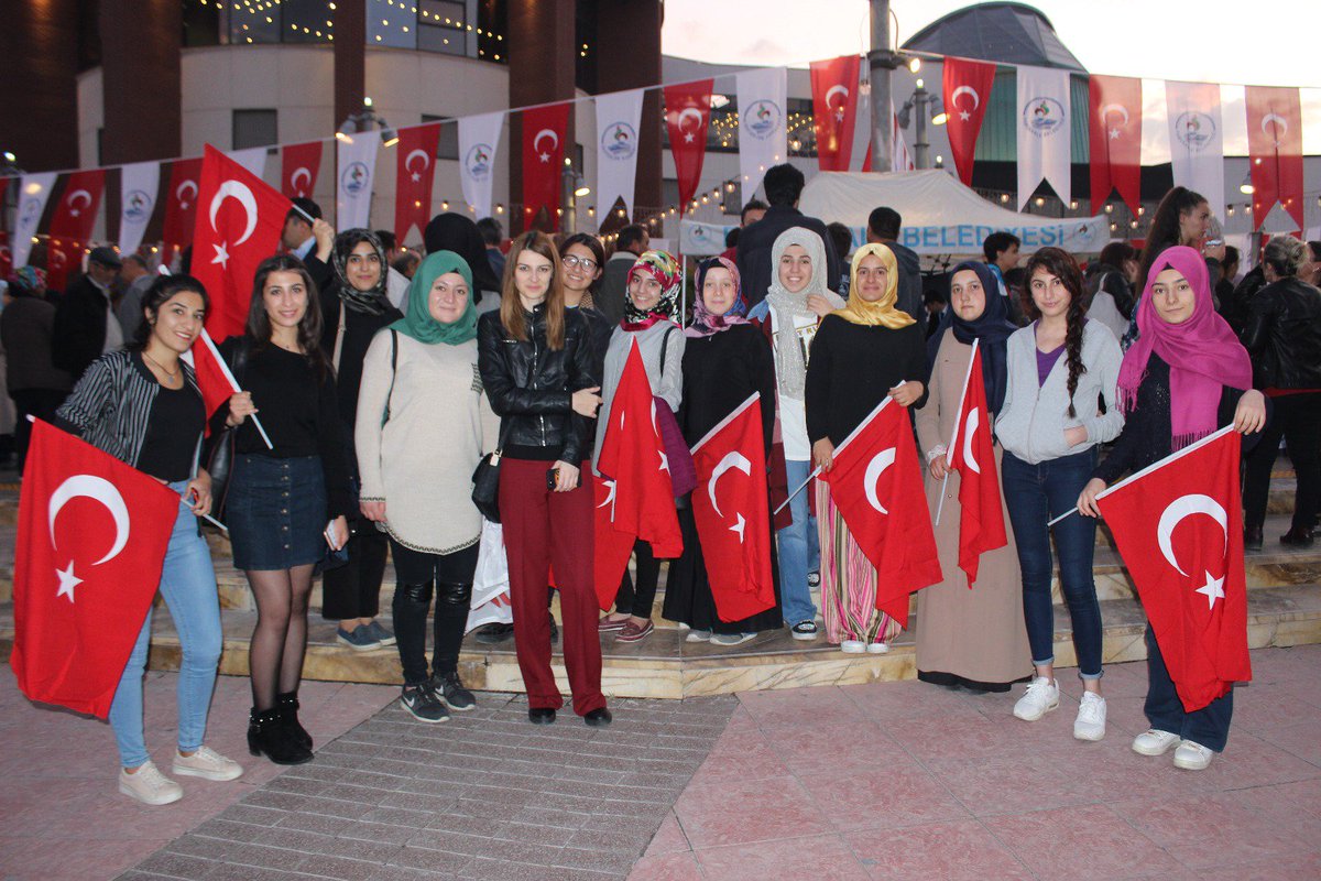 @KYK_Denizli İbn-i Rüşd Yurdu olarak #PamukkaleSporOyunları açılış etkinliğine katıldık. @hgurlesin