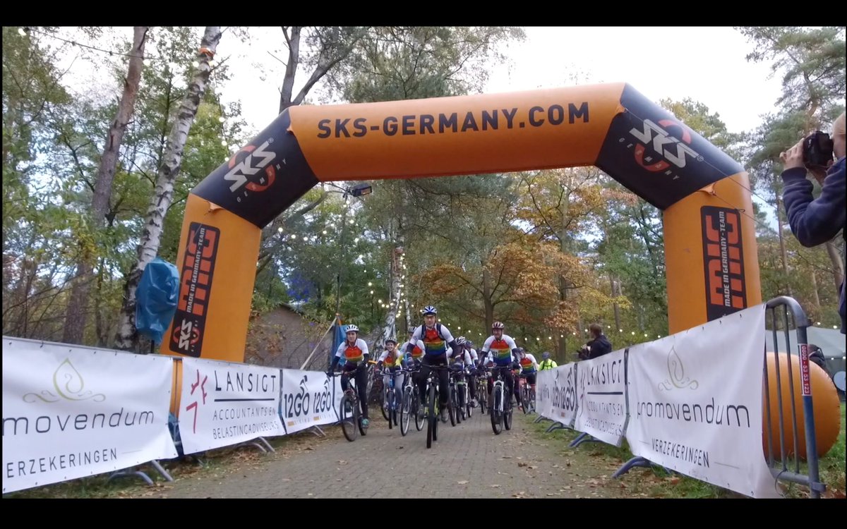 CycleforHopeNL's tweet photo. De MTB-Marathon is van start! 24 uur lang mountainbiken, individueel of door af te wisselen met teamleden.  #cfh2017 https://t.co/NQu1xSCVT8 https://t.co/vNBkFHa2Nr