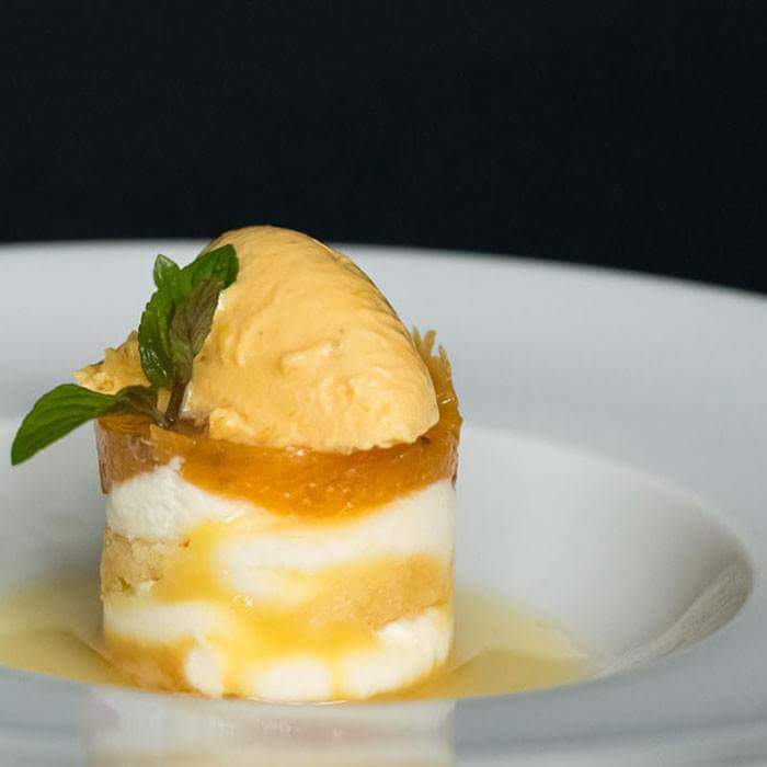 gaztelupe's tweet photo. Nuestro Pastel de calabaza con mousse de queso recomendado hoy en @elpais_espana Gracias! #TabernaGaztelupePress

 https://t.co/aTmGKhhhrw https://t.co/zNvjTZtrzk
