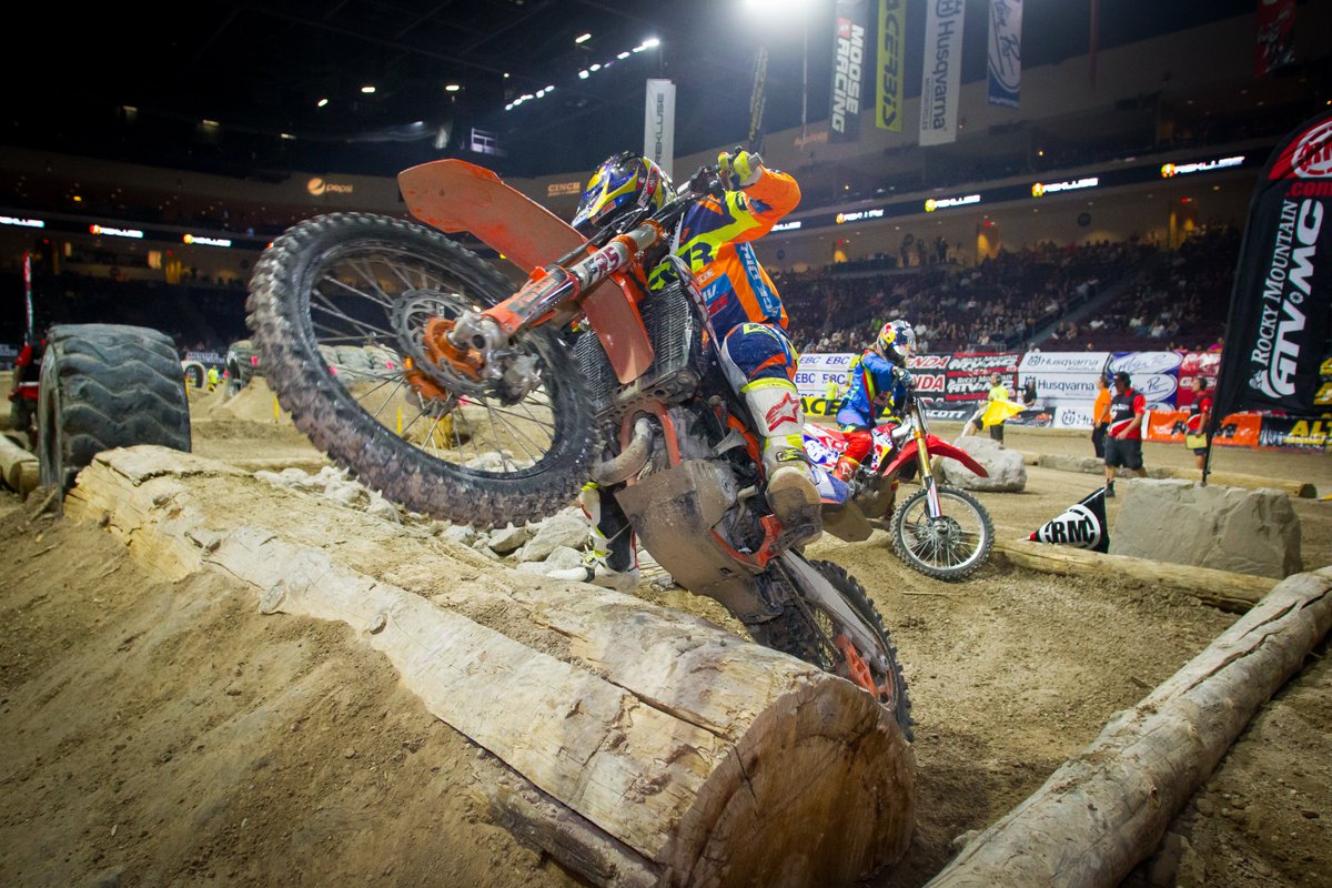 DirtRiderMag's tweet photo. Get ready for #round6 of #EnduroCross! Watch live coverage on https://t.co/ImuHElCuDY tonight at 7:30 p.m. MST https://t.co/NyUxGDXIUi