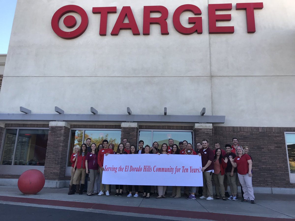Celebrating our 10 year anniversary!Love this team and their drive to impress our guests in El Dorado Hills! #T2270 <a href="/angel_yanke/">Angel</a> <a href="/ktmhill01/">katie russo</a>