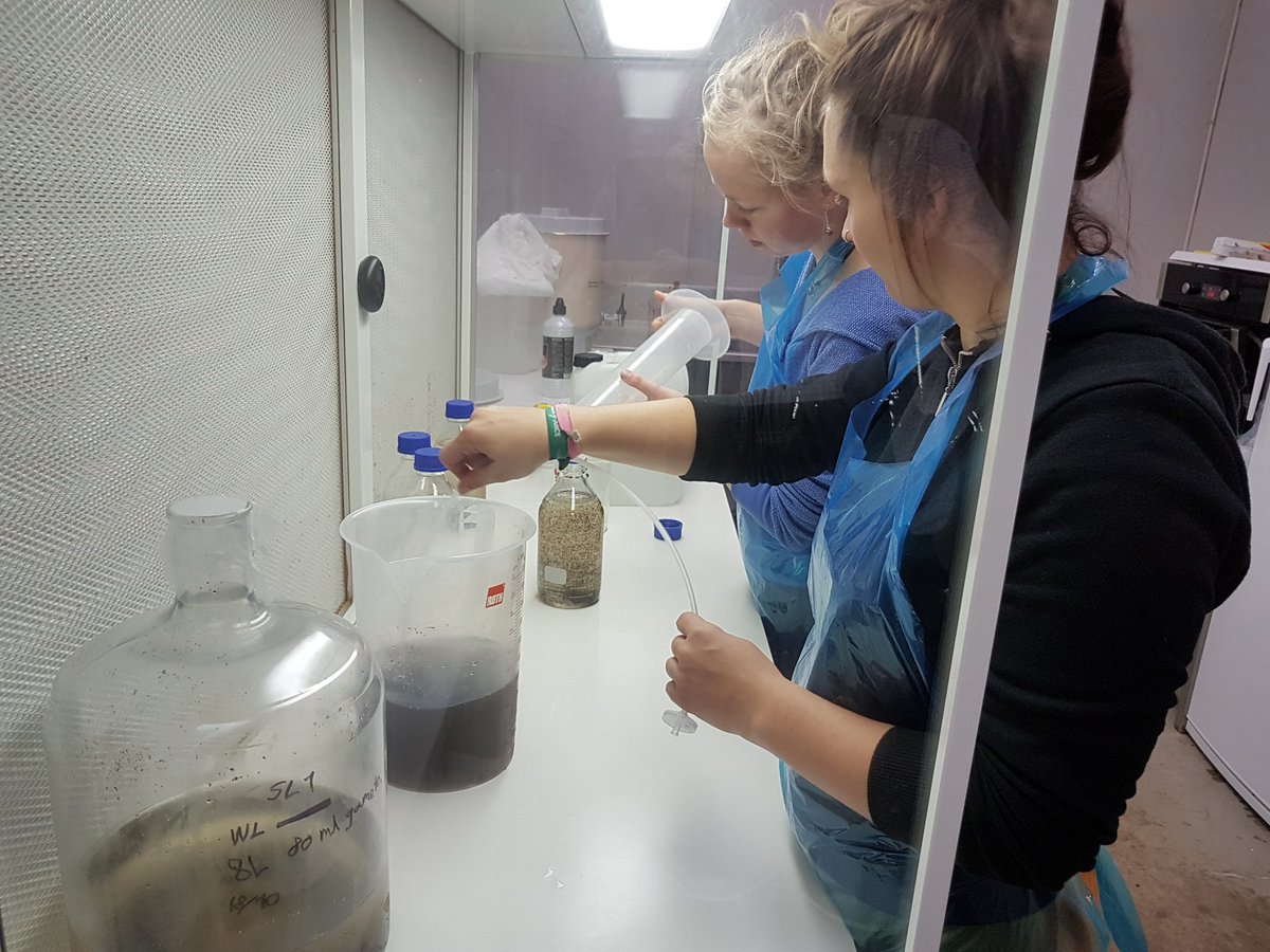 OlavurG's tweet photo. This week #Oceanrainforest deployed 5000 m. of #seaweed seedlings. First harvest expected in May 2018. @MacroCascade @nordicinno @Hortimare https://t.co/luJVIgRv2B