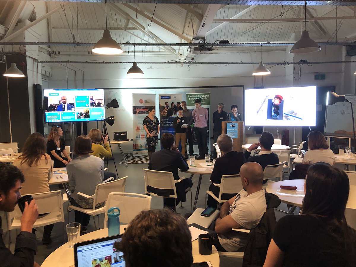 rtunstall's tweet photo. #StopIdle pitch next! Solving air pollution through nudging drivers to reduce idling #climathon #leeds @UoL_CEES @UniversityLeeds @PriestleyCentre @LeedsClimateCom https://t.co/u6THuIOlSb