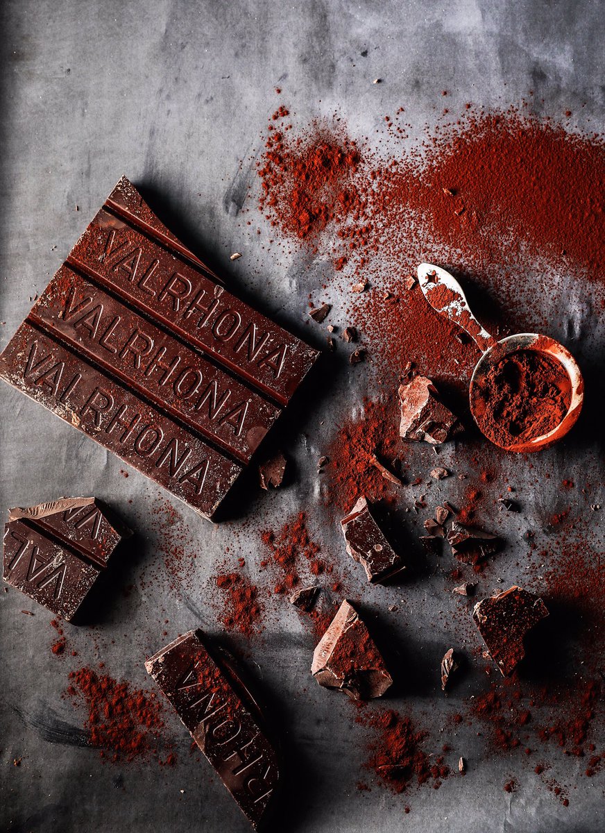 EmulsionSocial's tweet photo. Friday night mood 😋#chocoholic 🙈#socialmediamarketing #PhotographyIsArt https://t.co/00qoqerLsE