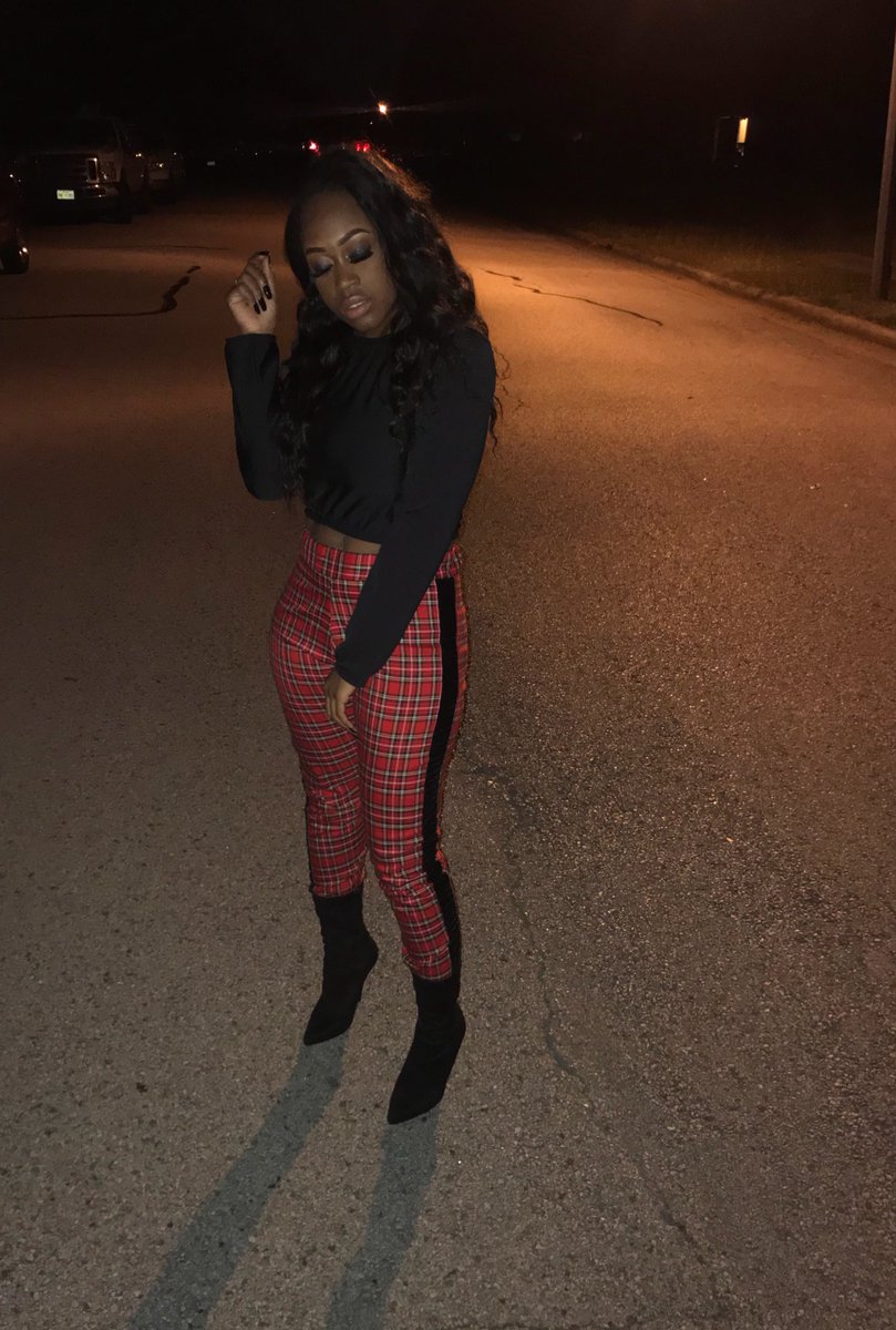 theGOLDdonna's tweet image. Members only 🔥🔥🔥  #customshit ✂️👑