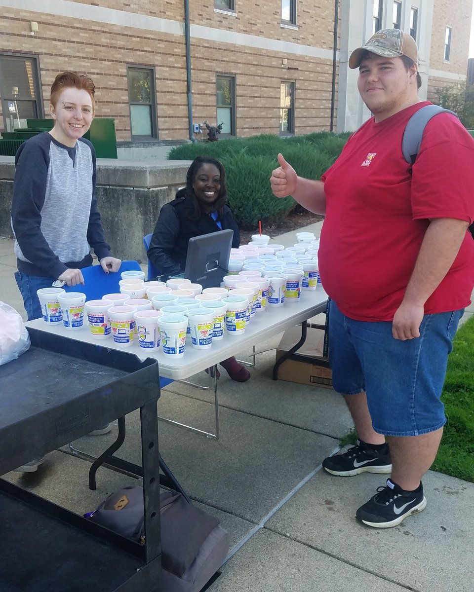 9Bears's tweet image. DON'T FORGET!
SONIC SLUSH OUTSIDE OF MASSIE TIL 4
$2 FOR SMALL
$4 FOR LARGE