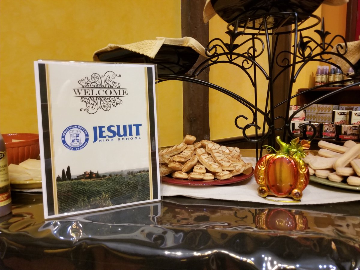 JesuitTampaFL's tweet photo. Jesuit engineering juniors are behind the scenes right now at Vigo Alessi, real-world manufacturing and production. #JesuitEngineering https://t.co/5wiIz6CKKp