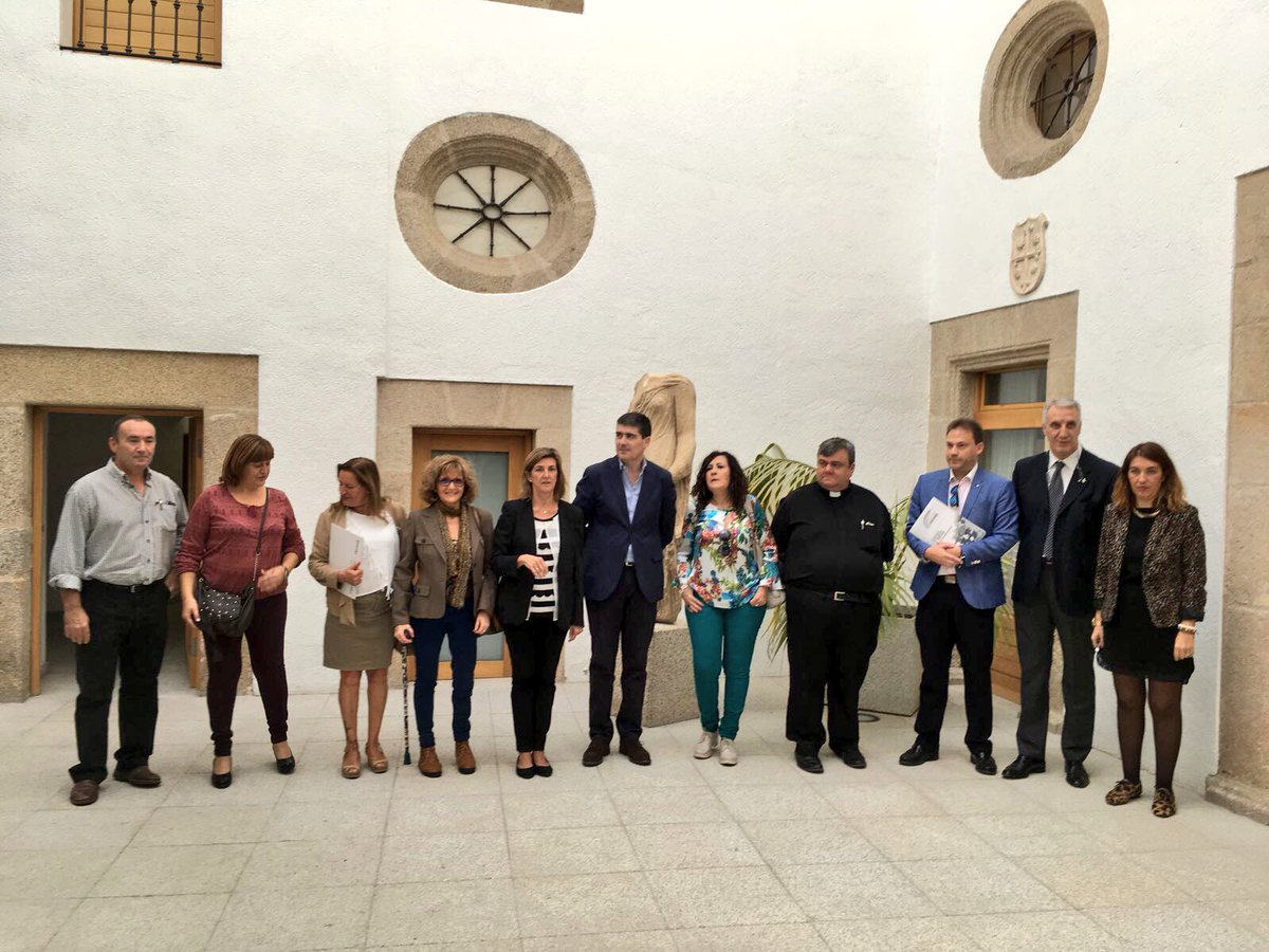 EconomiaEx's tweet photo. #Feidex, seleccionado por @fundacioncajaex dentro de su convocatoria de Ayudas a Proyectos Sociales. #EconomíaSocial https://t.co/6phFjRihOp https://t.co/spEXrTmWkO