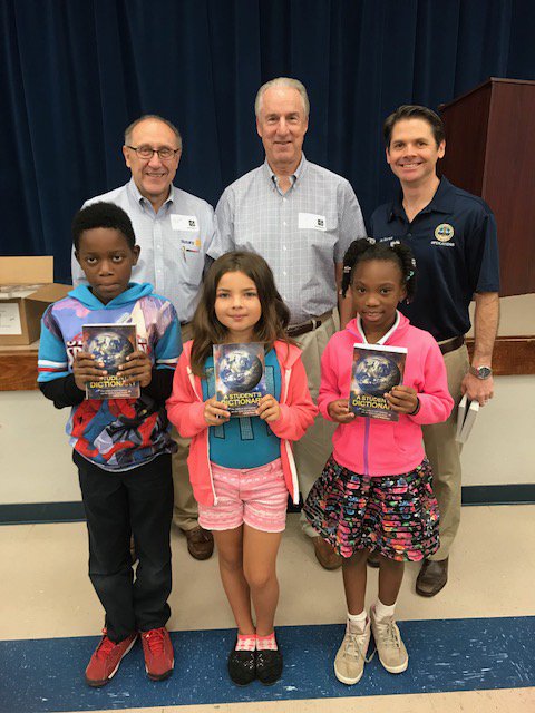 ColonialElem's tweet photo. Thank you so much Rotary Club for coming to Colonial Elementary and presenting our 3rd grade students with dictionaries! #loveleeschools #colonialelementary #eagles https://t.co/aA3eM2EVE9